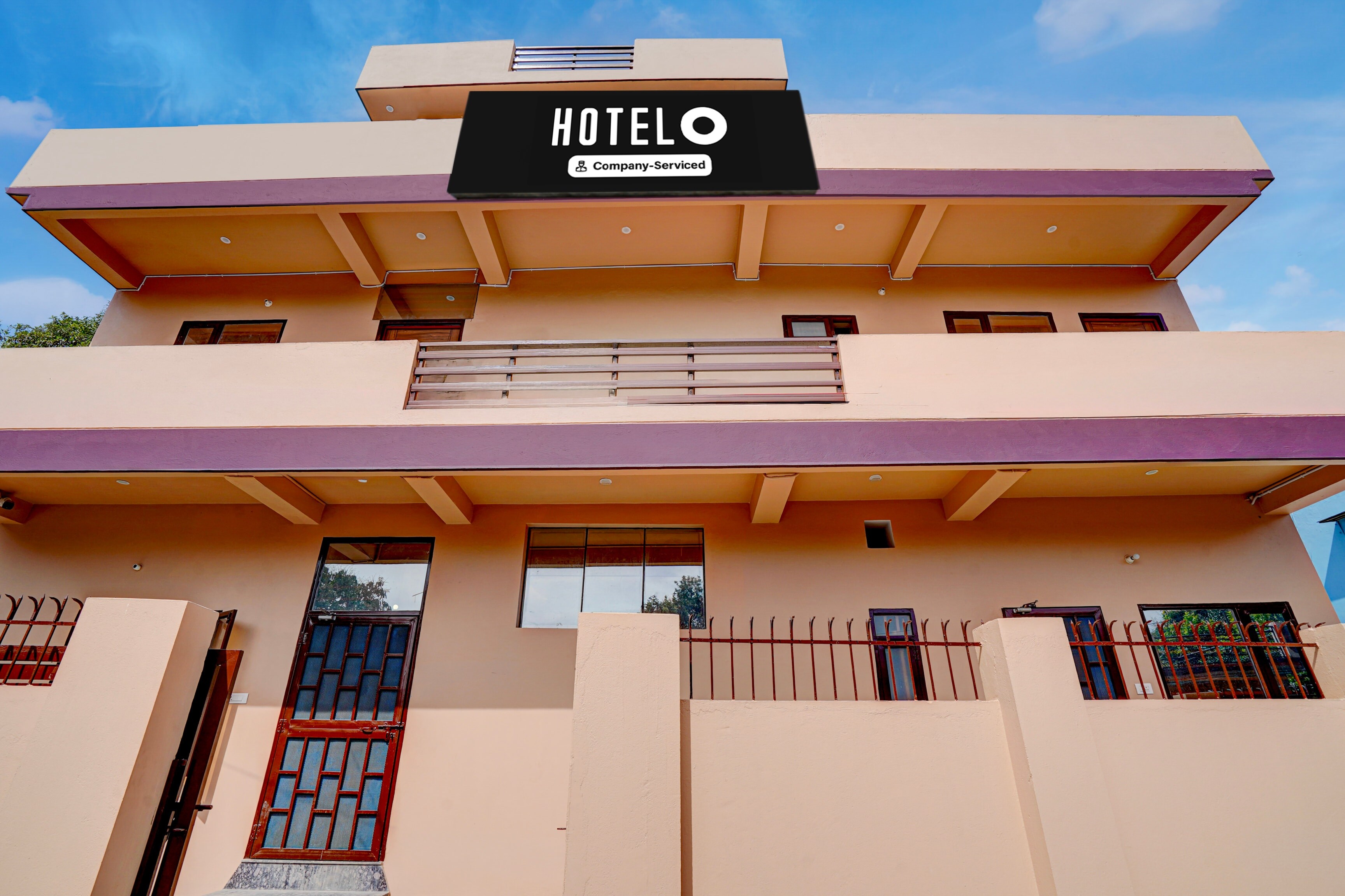 Super Hotel O Dharampur Crossway