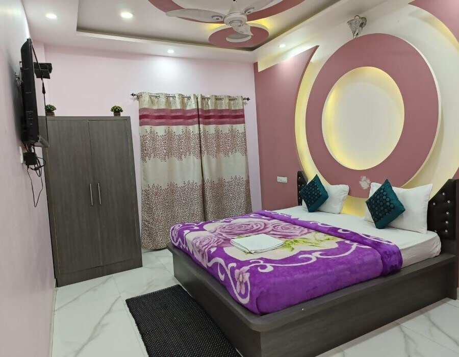 Gold Coin Hotel, Varanasi