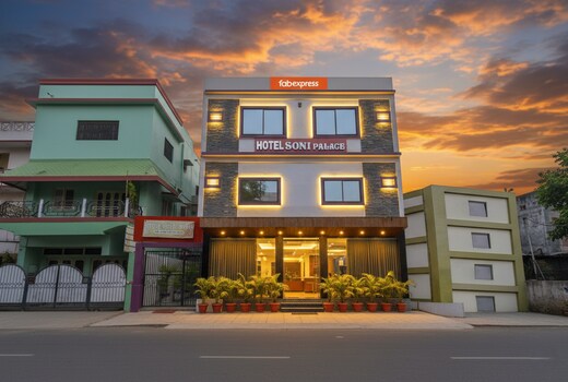 FabHotel Soni Palace - Ujjain Railway Station