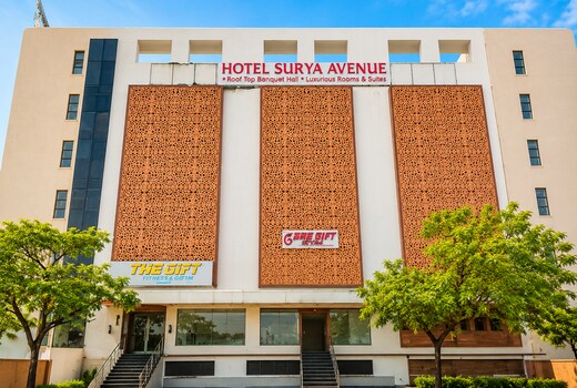 Hotel Surya Avenue