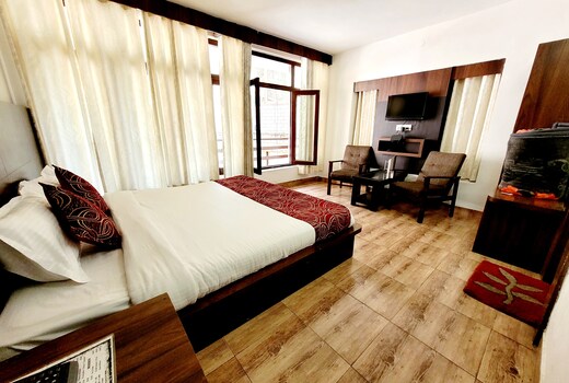 Hotel Blue Heaven Manali 50 Meters from Mall Road