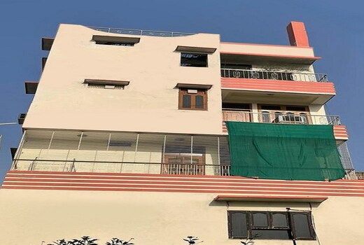 Richa paying guest house