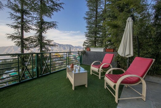 StayVista at 4BHK @ The Corner House