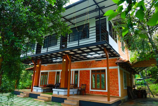 Buddha Mayuri | Rooms in a Villa