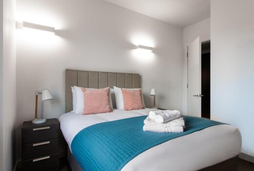 Abbot House Studio Viridian Apartment
