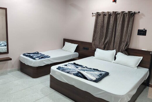 Sunday Homestay