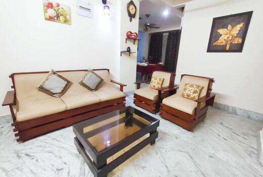 Baan Homestay | Room in Apartment