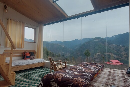 Panoramic Glass Lodge Thachi