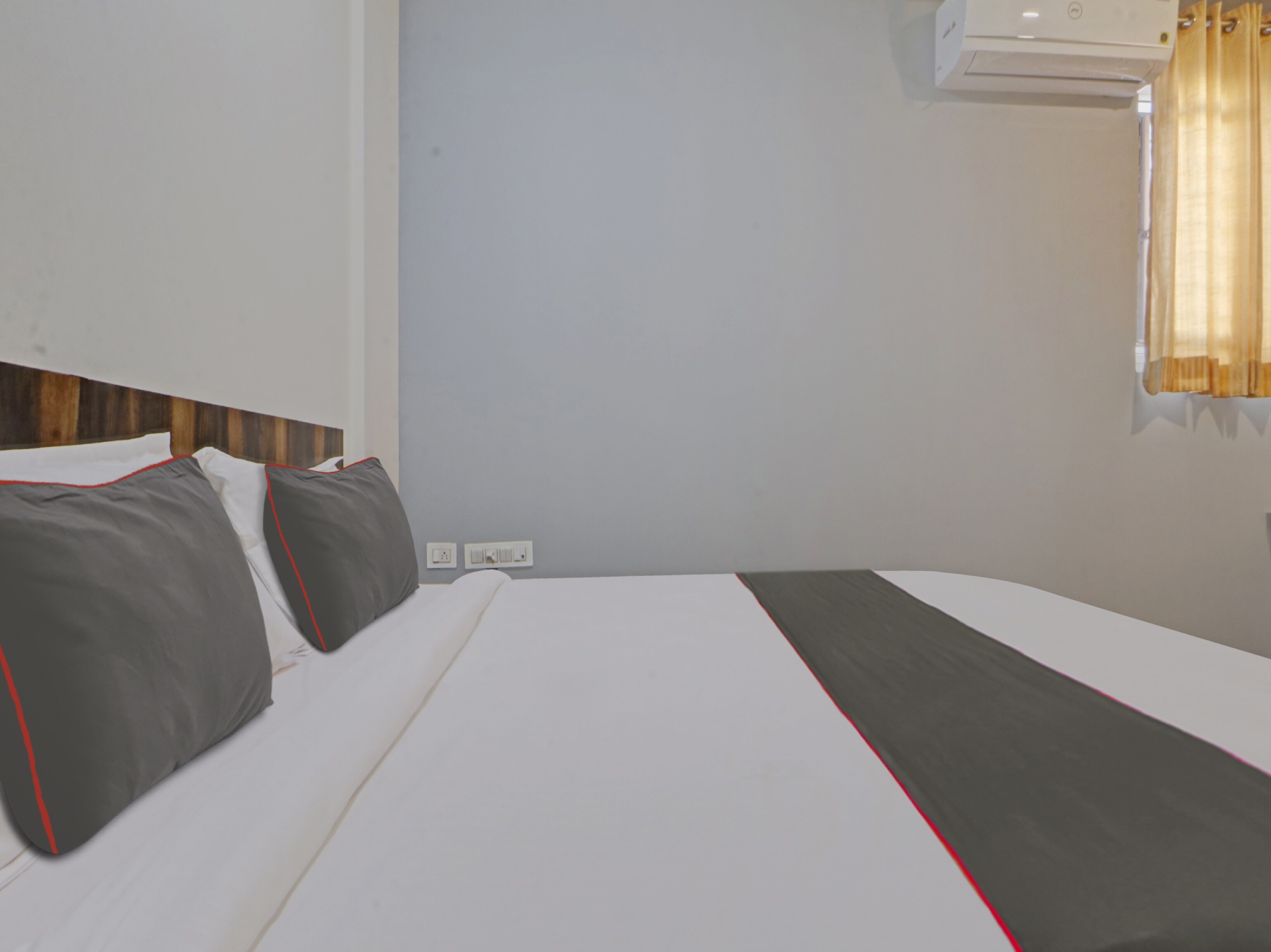 Hotel O by OYO Dhruvas Residency