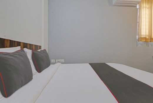 Hotel O by OYO Dhruvas Residency