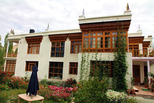Gangs Shun Homestay