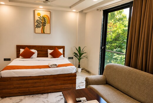 Hotel Deora