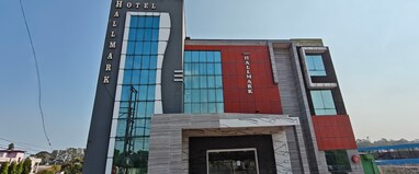 Hotel HALLMARK, Kathua (National Highway)