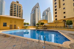 Urban Panda Hostel JBR Dubai