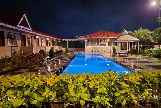 KHOPOLI RESORT