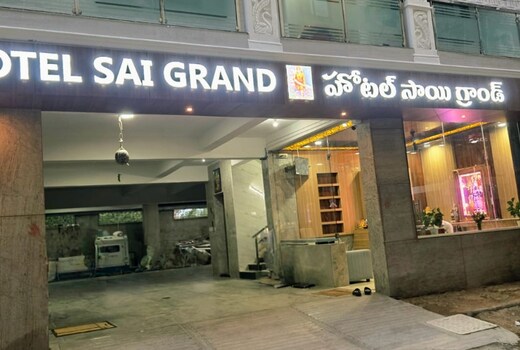 Hotel Sai Grand