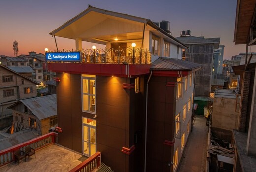 Hotel Ashiyana