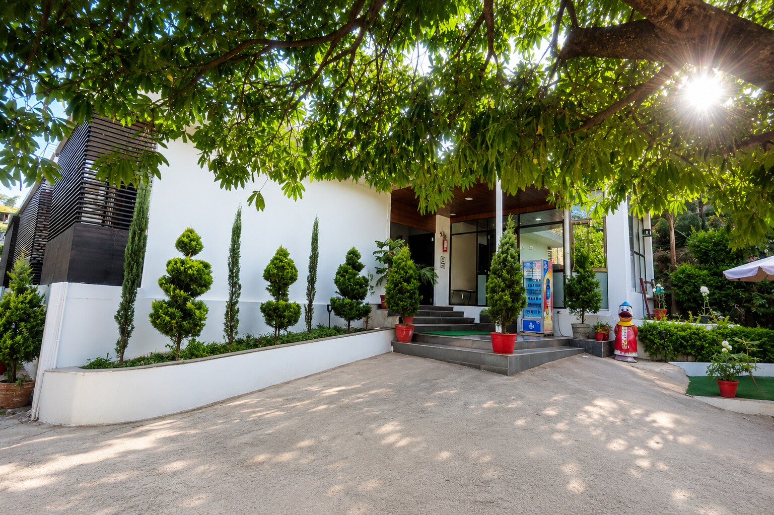 Hotel Kaka Inn, Mount Abu
