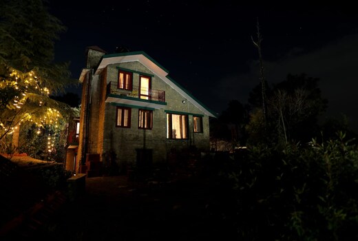 Barog Diaries | Cottage on the Hilltop