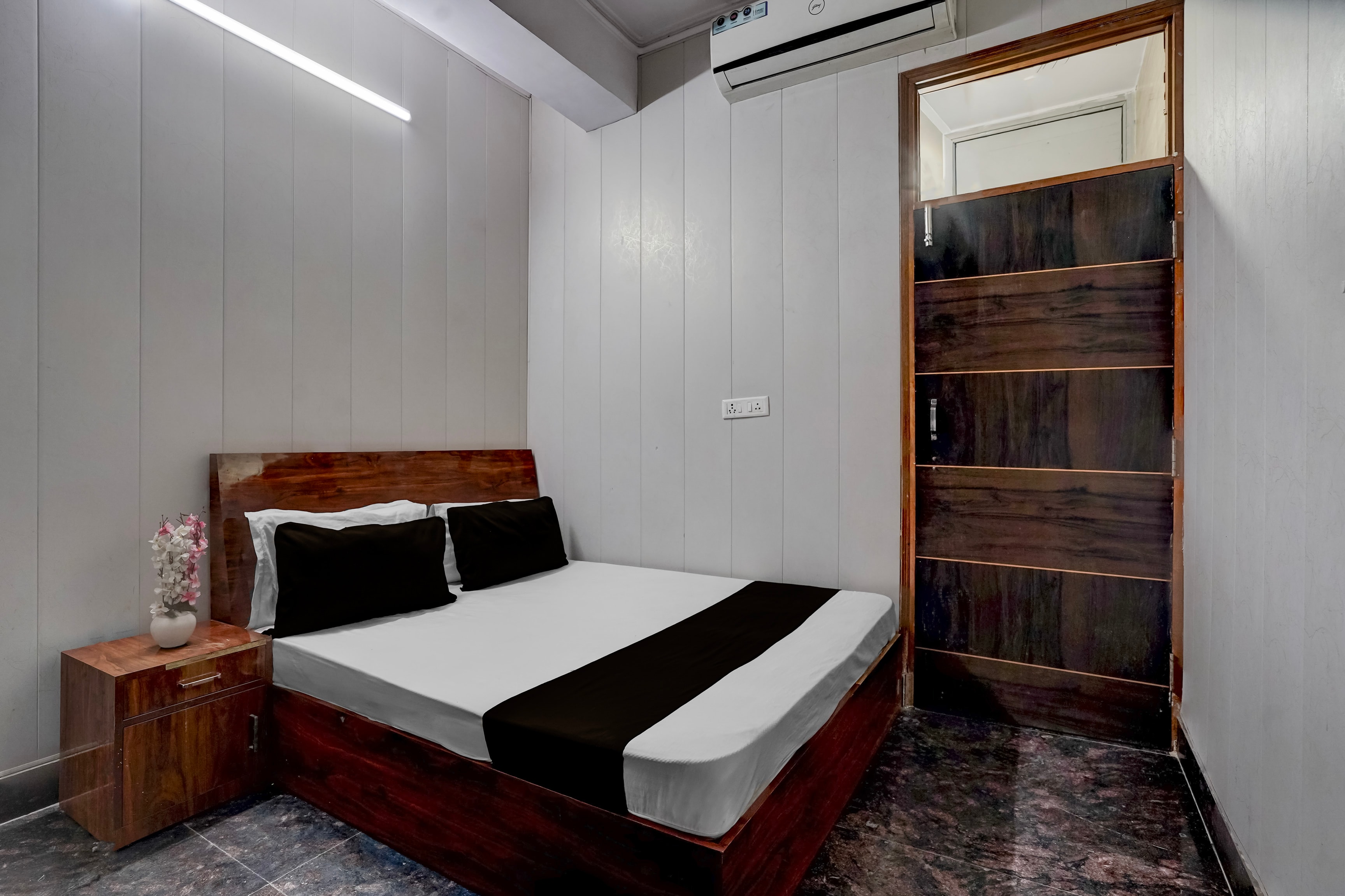 Hotel O by OYO Sunlight