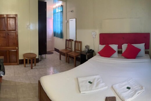 Stay at Jo' s Guest House