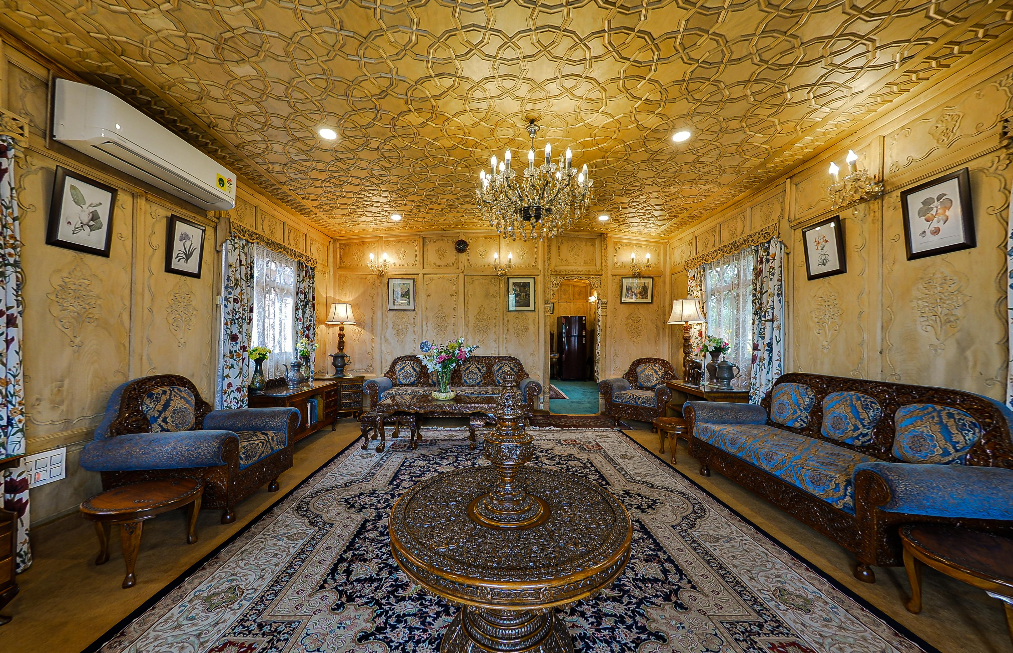 Main gallery