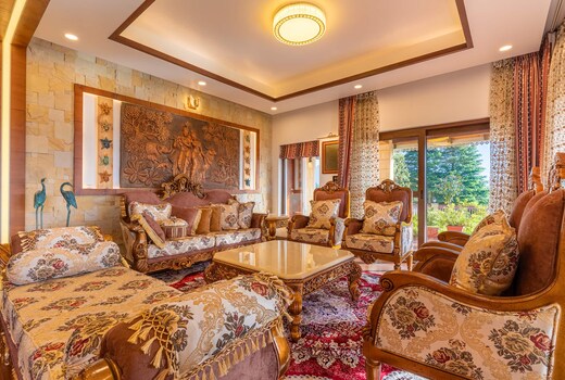 Luxury 3BHK Villa Mukteshwar Private Elite Escape