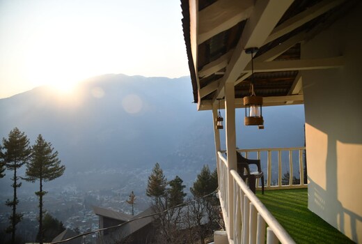 Himtrek Stays Sethan, Heritage House, Manali