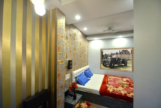 walkin shiva paying guest house