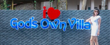 God's Own Villa | Rooms & Caretaker