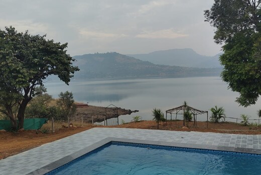 The Lake Vibe 3BHK with Pvt Pool