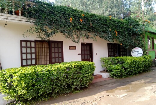 Westend Cottage | Rooms & Caretaker