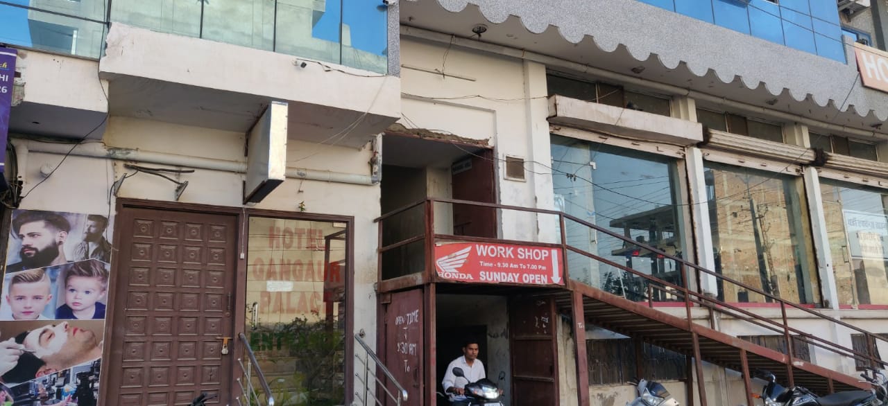 Hotel Gangaur Palace