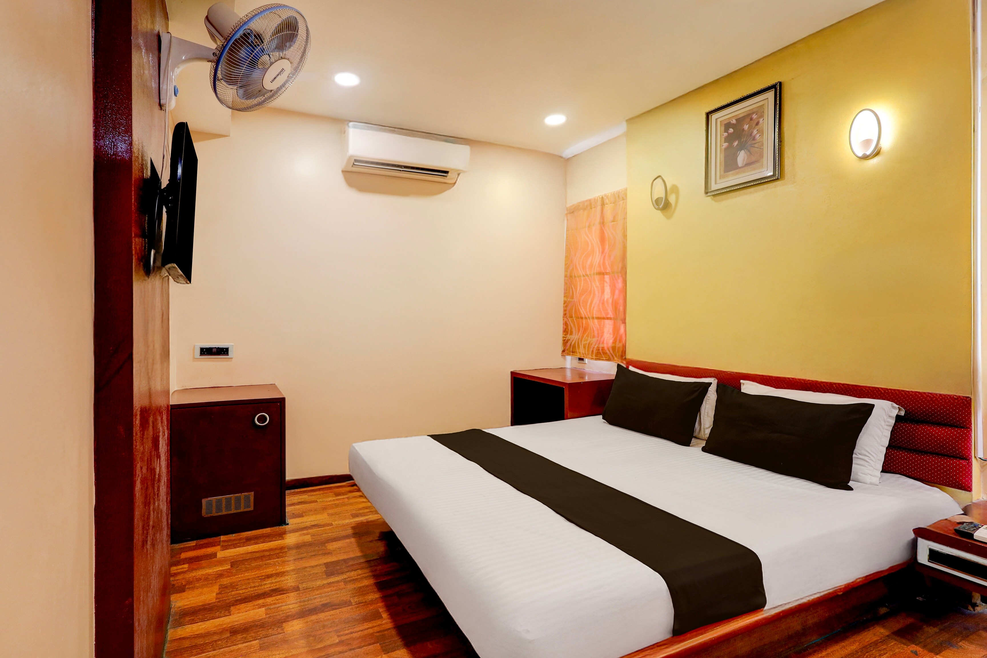 Hotel O by OYO The Olive Residency