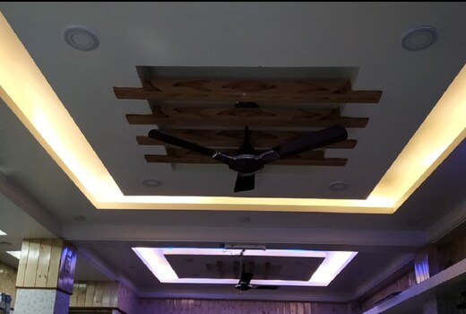 Sood Hotel & Restaurant