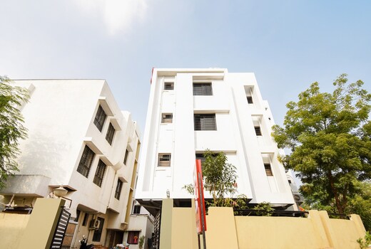 Collection O White House Regency