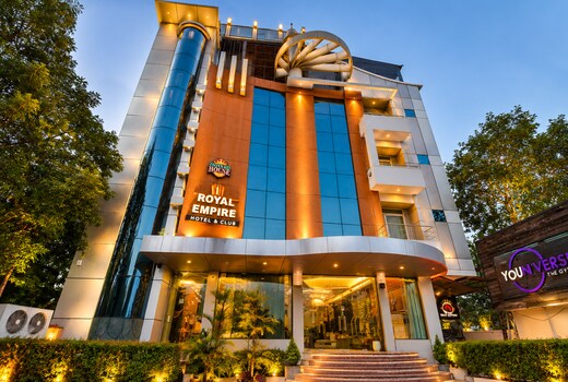 Hotel Royal Empire