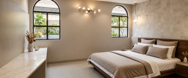 Hotel Signature IKOY