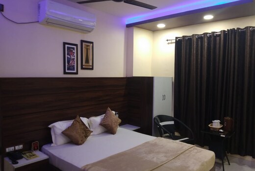 Shanti Residency