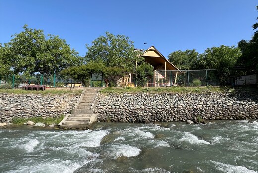 Birdsong Riverside Cottage