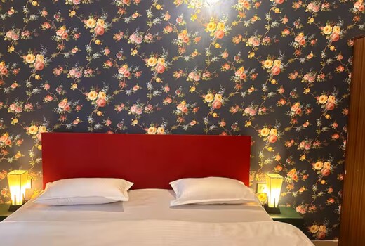 Ruby - Near Hawa Mahal 2BHK with Balcony