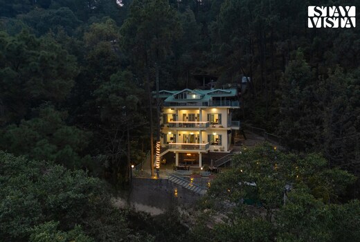 StayVista at Walnut @ Pinecrest Manor
