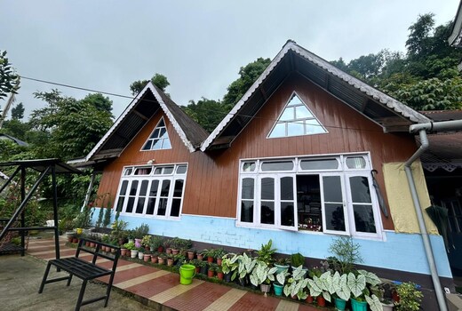 Rongo Hills View Homestay by StayApart
