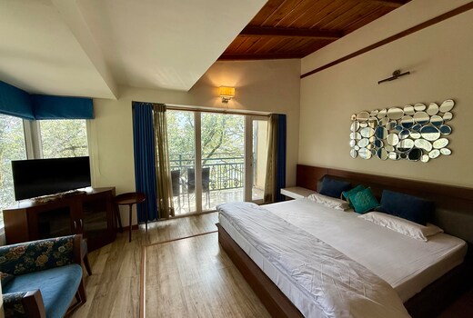 Villa Bliss Nirvana 3BHK Near Mall Road