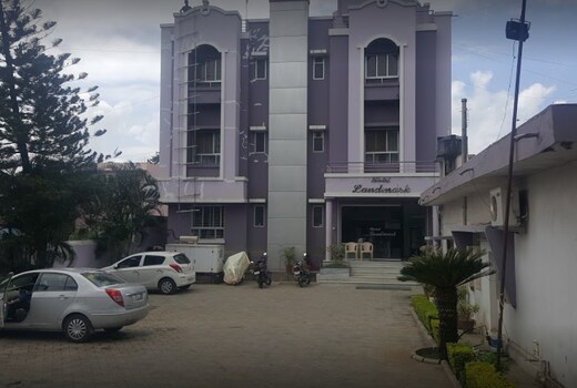 Hotel Landmark