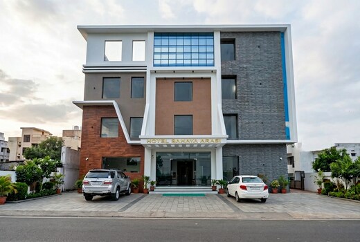 HOTEL SAHAYA ARASI