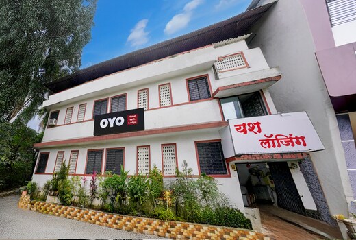 Hotel O Yash Lodging