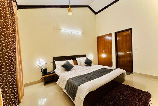 Manor Villa By Veda | Near Kainchi Dham