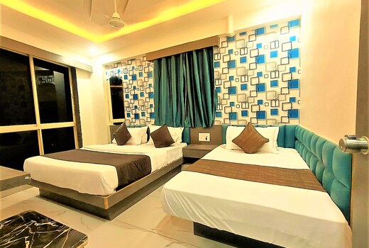 Hotel Bhavya Raj
