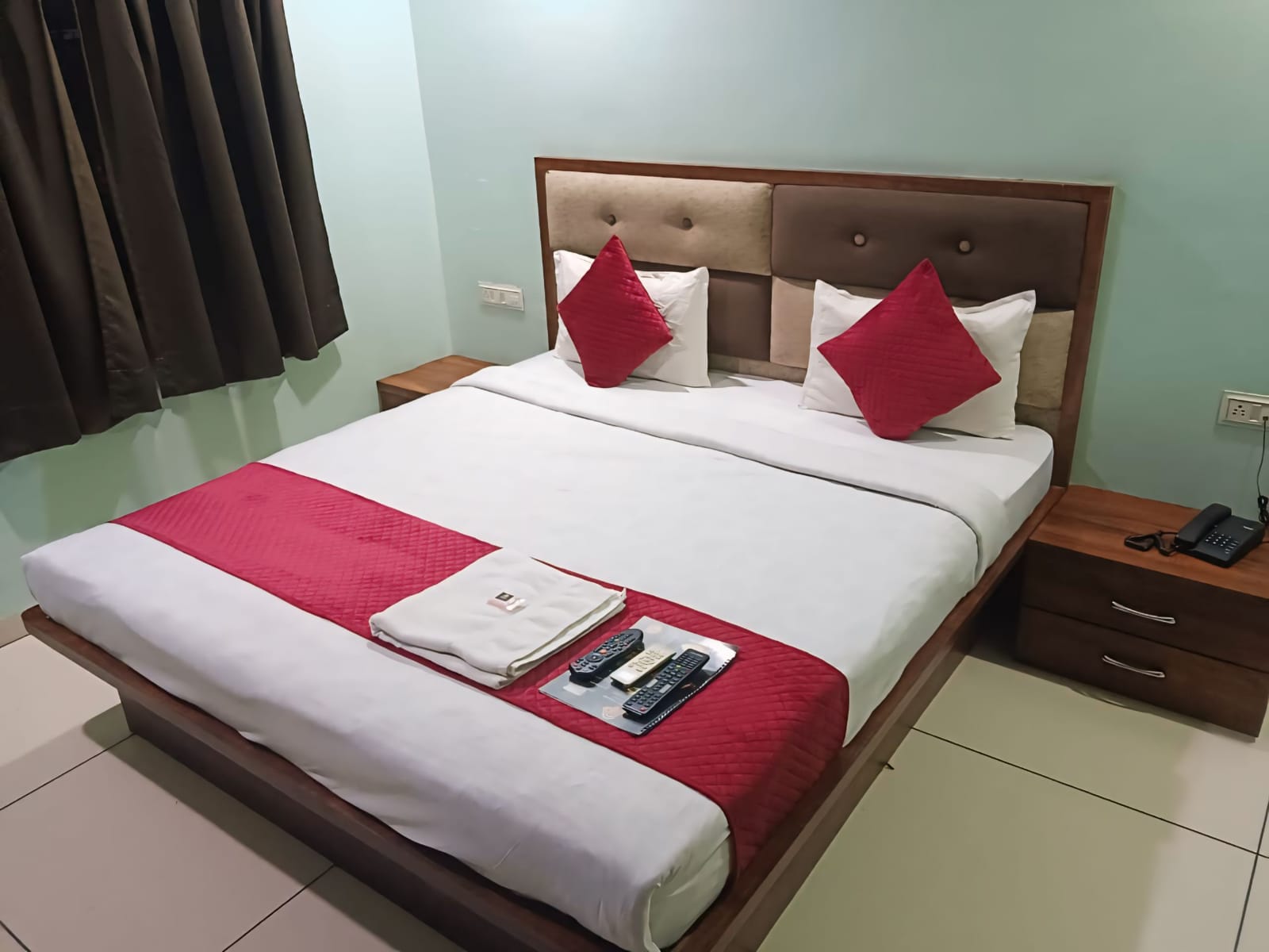 HOTEL JAY SHREE PALACE